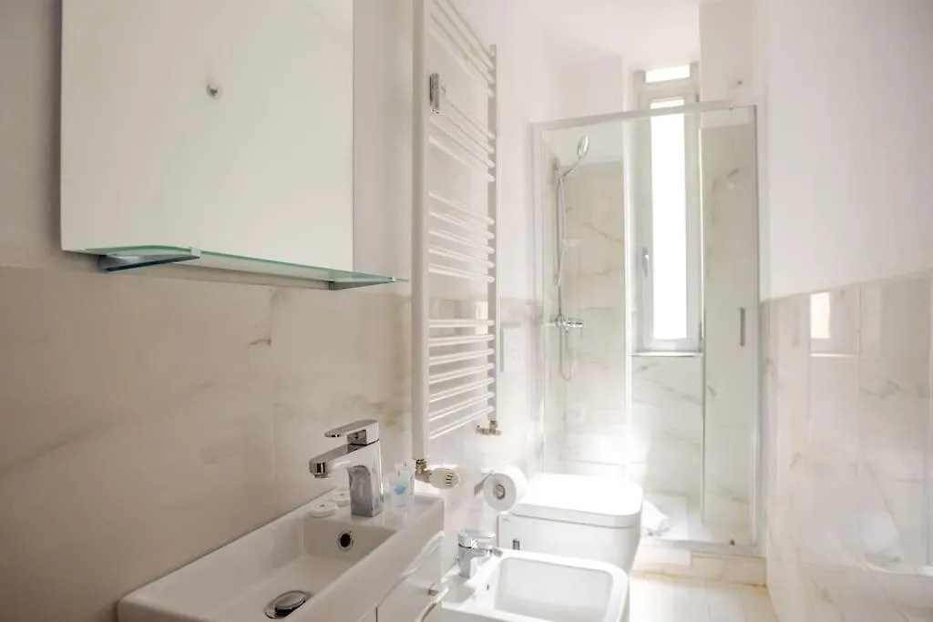 Isola - Strategic Apartment Milaan